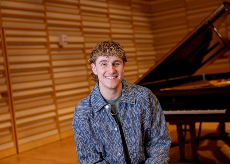 Fairport 출신 Lucas West, NBC ‘The Voice’ 시즌 29에서 당당히 3위 차지