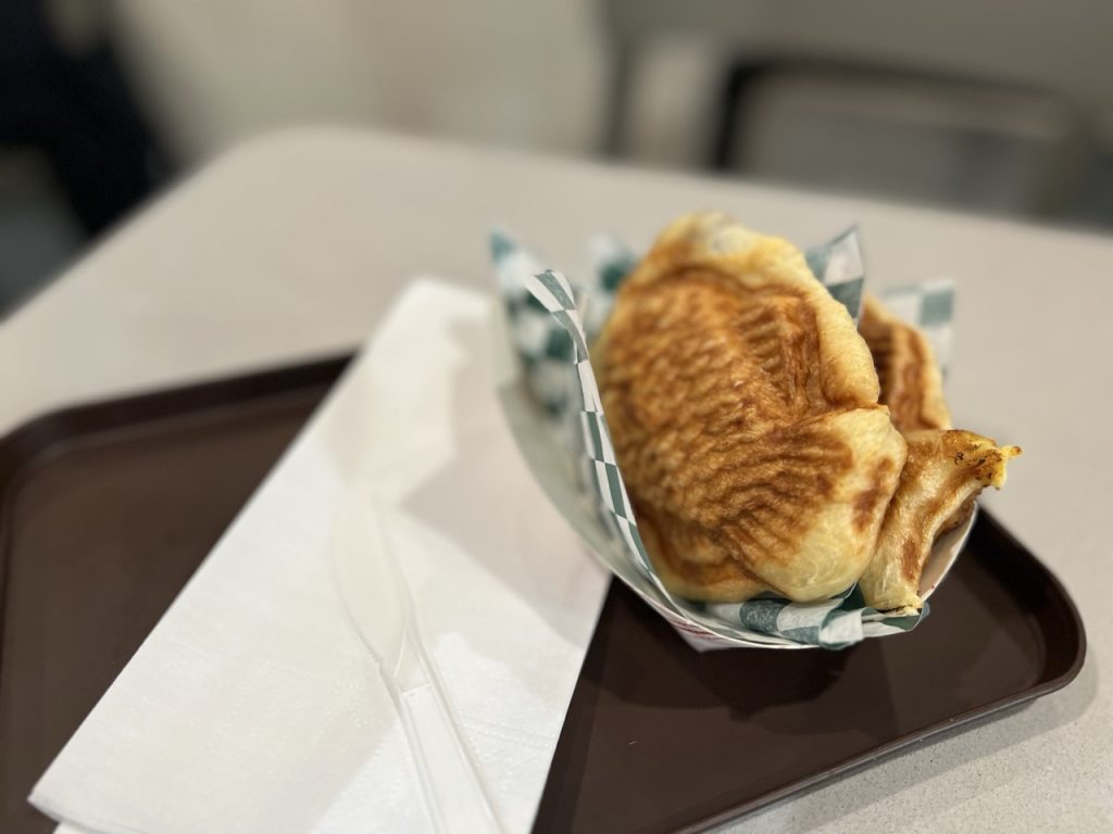 붕어빵 (Bungeoppang)